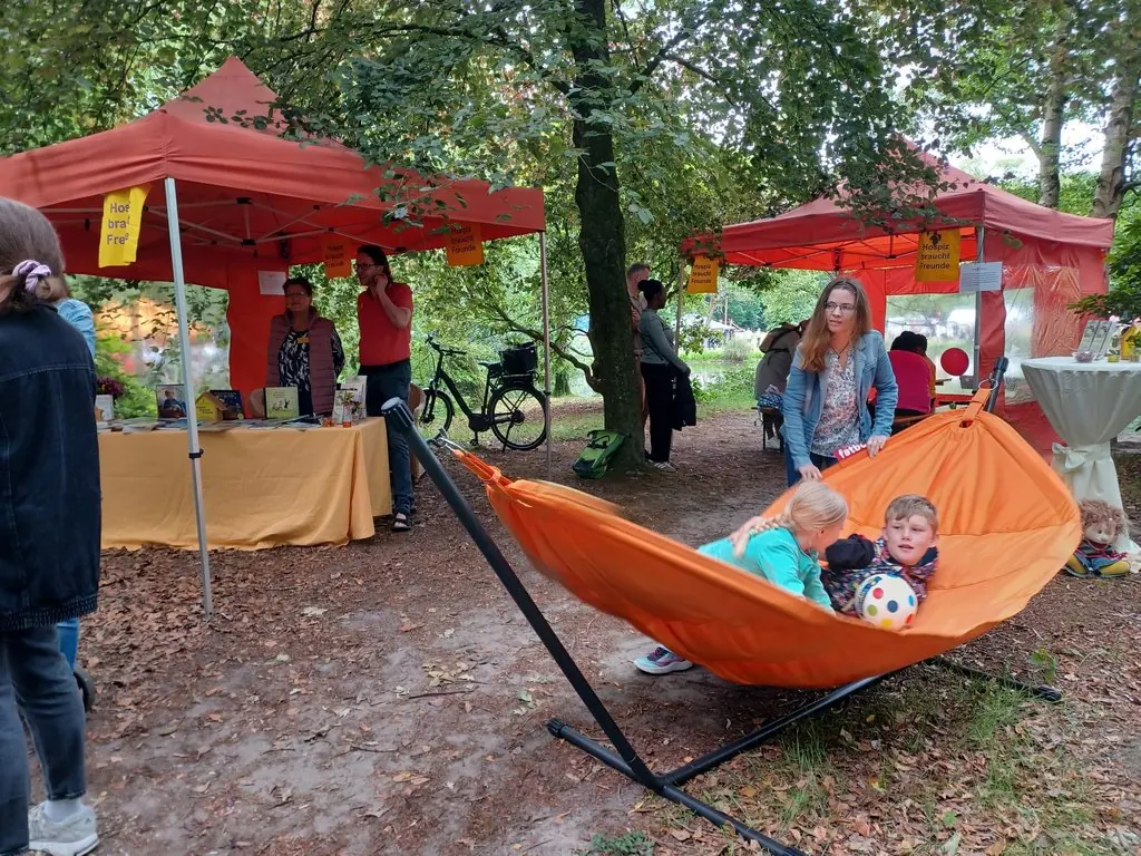 Julianenparkfest in Leer und Rathausfest in Rhauderfehn